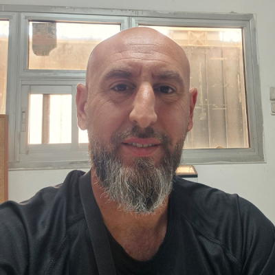אריאל אחזקות