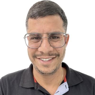 המקצוענים בעץ