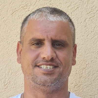 אריאל פתרונות ניקוי