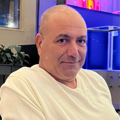 עוזי סוגבי