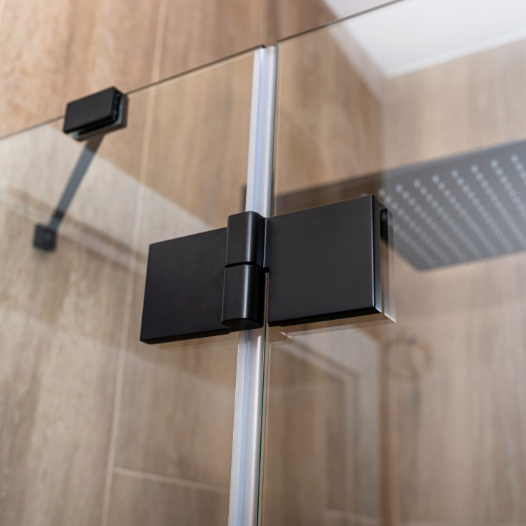 המקלחון לא נסגר: מה עושים ומה חשוב לדעת?