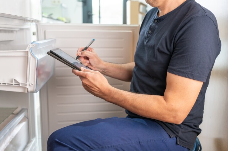 טכנאי מקררים