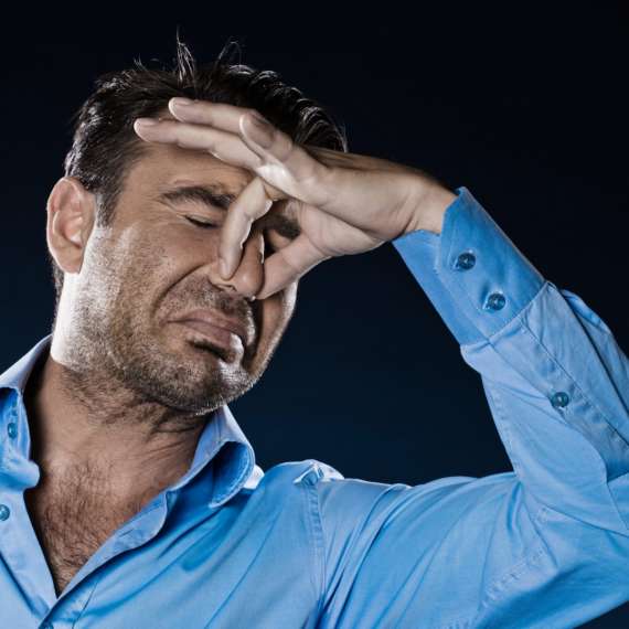 איך להיפטר מריח של ביוב מהמזגן? בדקנו