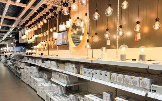 החשמל בבית מרצד: למה הנורות מהבהבות גם כשהן כבויות