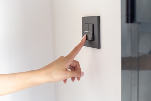 איך לשמור על התריס החשמלי: המדריך המלא לתחזוקה נכונה ושמירה על המנוע