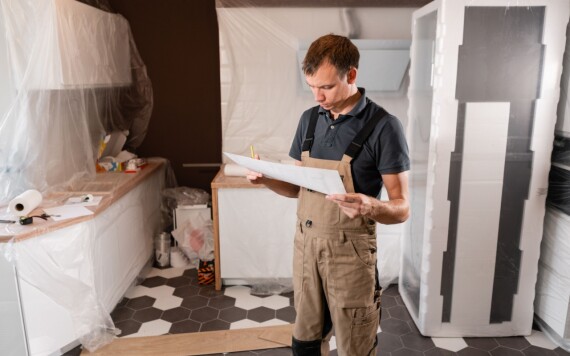 רצף עבודה בשיפוץ: למה תכנון נכון חוסך פירוק, זמן וכאבי ראש