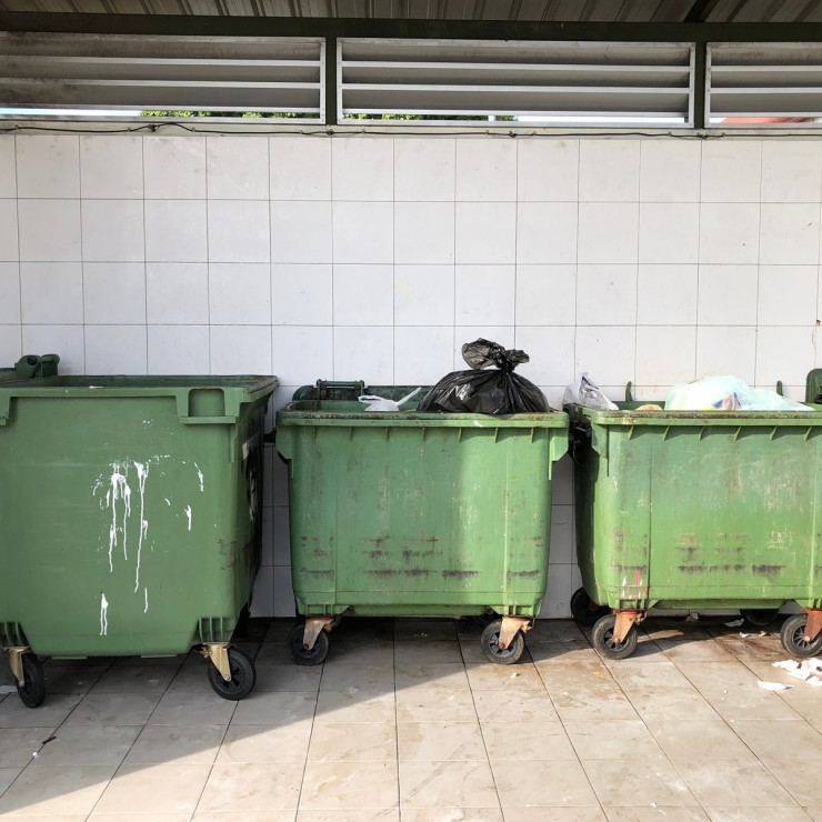 אל תתפשרו על ניקיון חדר האשפה אל תתפשרו על ניקיון חדר האשפה