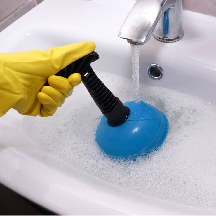 סתימה בכיור: כך תתמודדו עם הבעיה הנפוצה