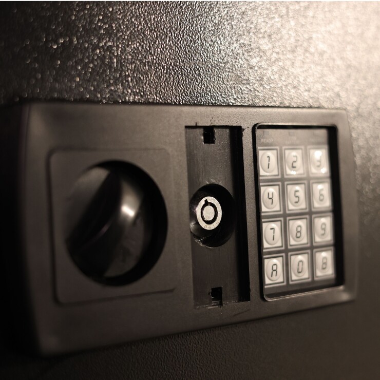 כיצד להתקין כספת לאקדח?