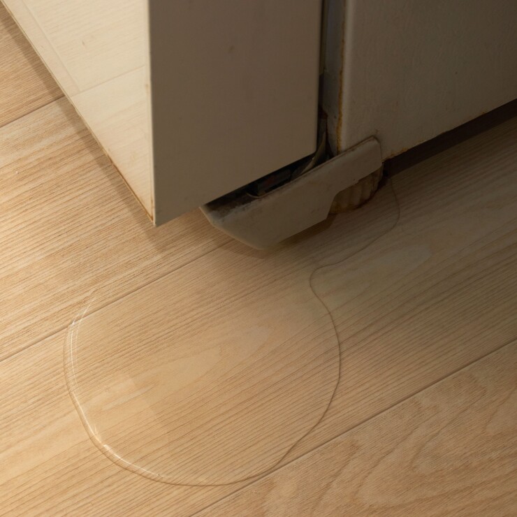 המדריך לתיקון נזילות מהמקרר