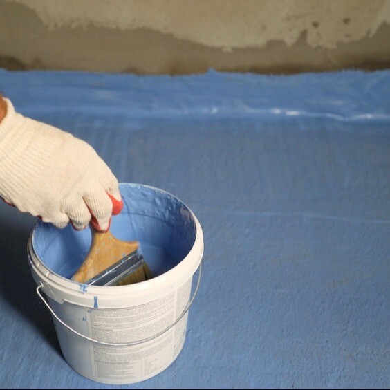 הסוד שמתחת לקרמיקה: המדריך המלא לאיטום מקצועי של חדר הרחצה בשיפוץ