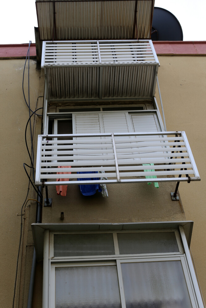 התקנת מסתור כביסה: כל מה שחשוב לדעת על אסתטיקה, בטיחות ומקצועיות