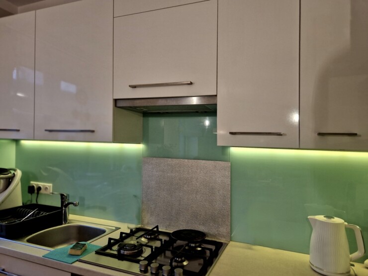 חיפוי זכוכית למטבח: כל מה שחשוב לדעת