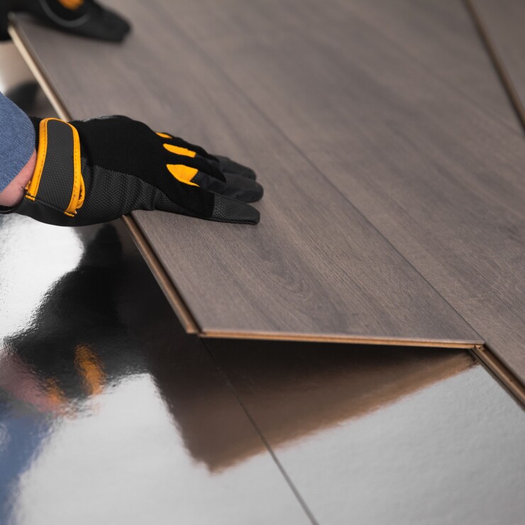 רצפה קבועה או צפה: ההבדלים שבין שיטות החיפוי השונות