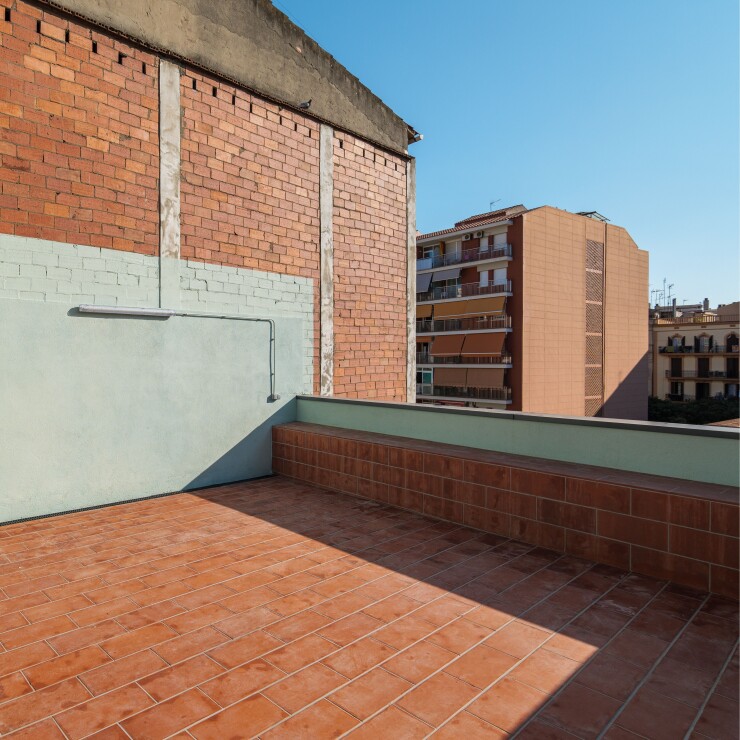 רצפה על הגג: כל מה שצריך לדעת על ריצוף גגות