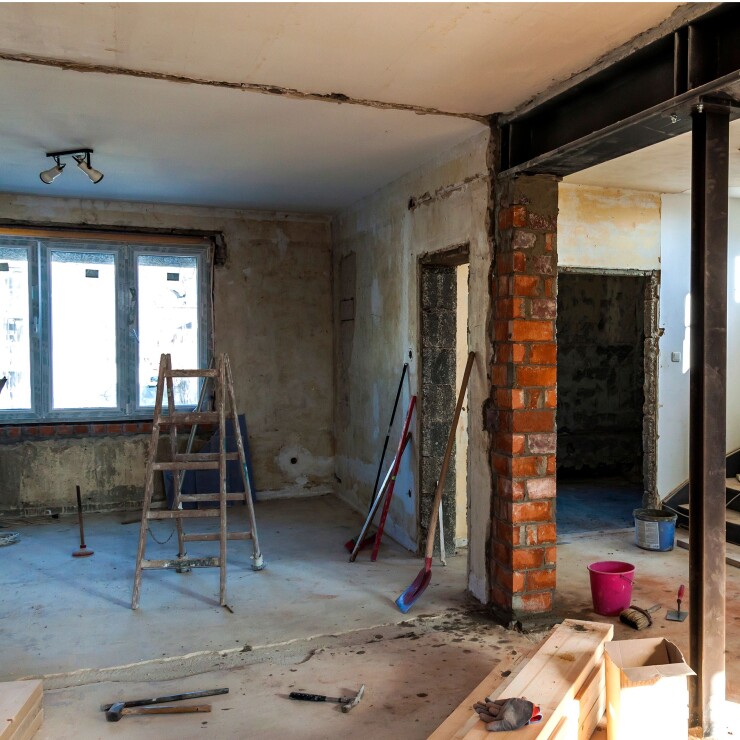 שיפוץ שיוצא משליטה: כך פרויקט קטן הופך לפירוק מיותר