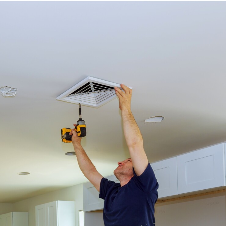 פירוק מזגן עילי: כך תעשו זאת נכון