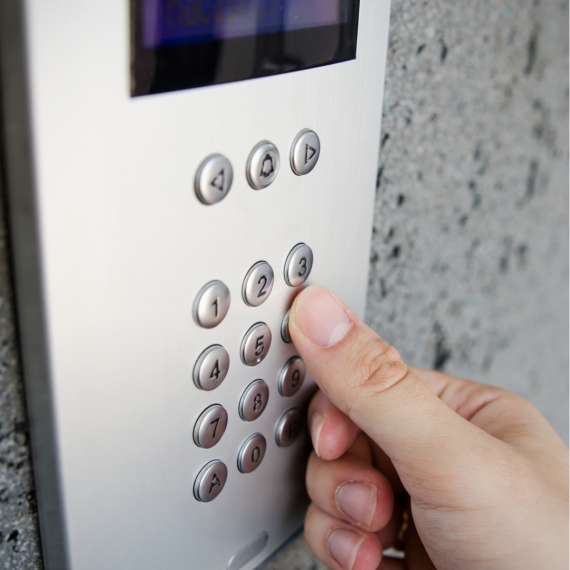 אינטרקום סלולארי: יעיל ובטיחותי או אביזר נוחות מיותר? 